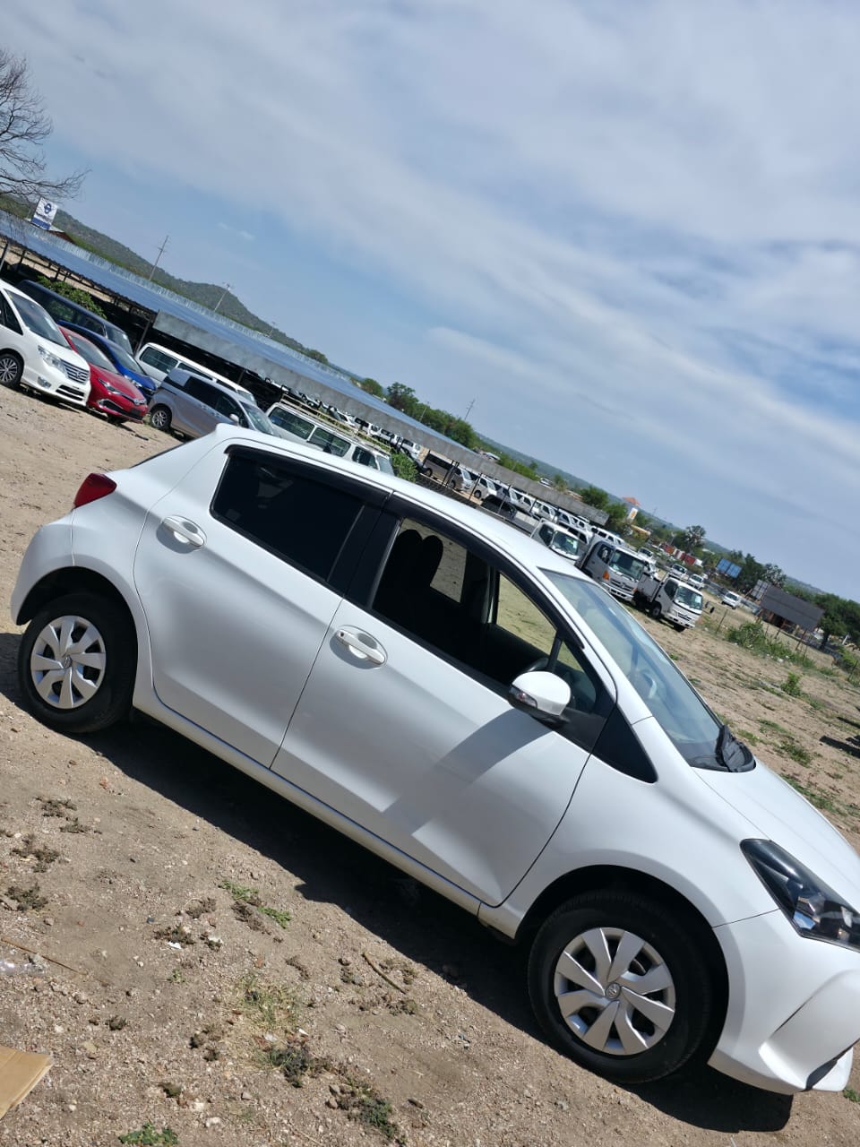 Toyota Vitz  - Image 3